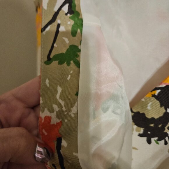 Women's Dress - Picture 8 of 9